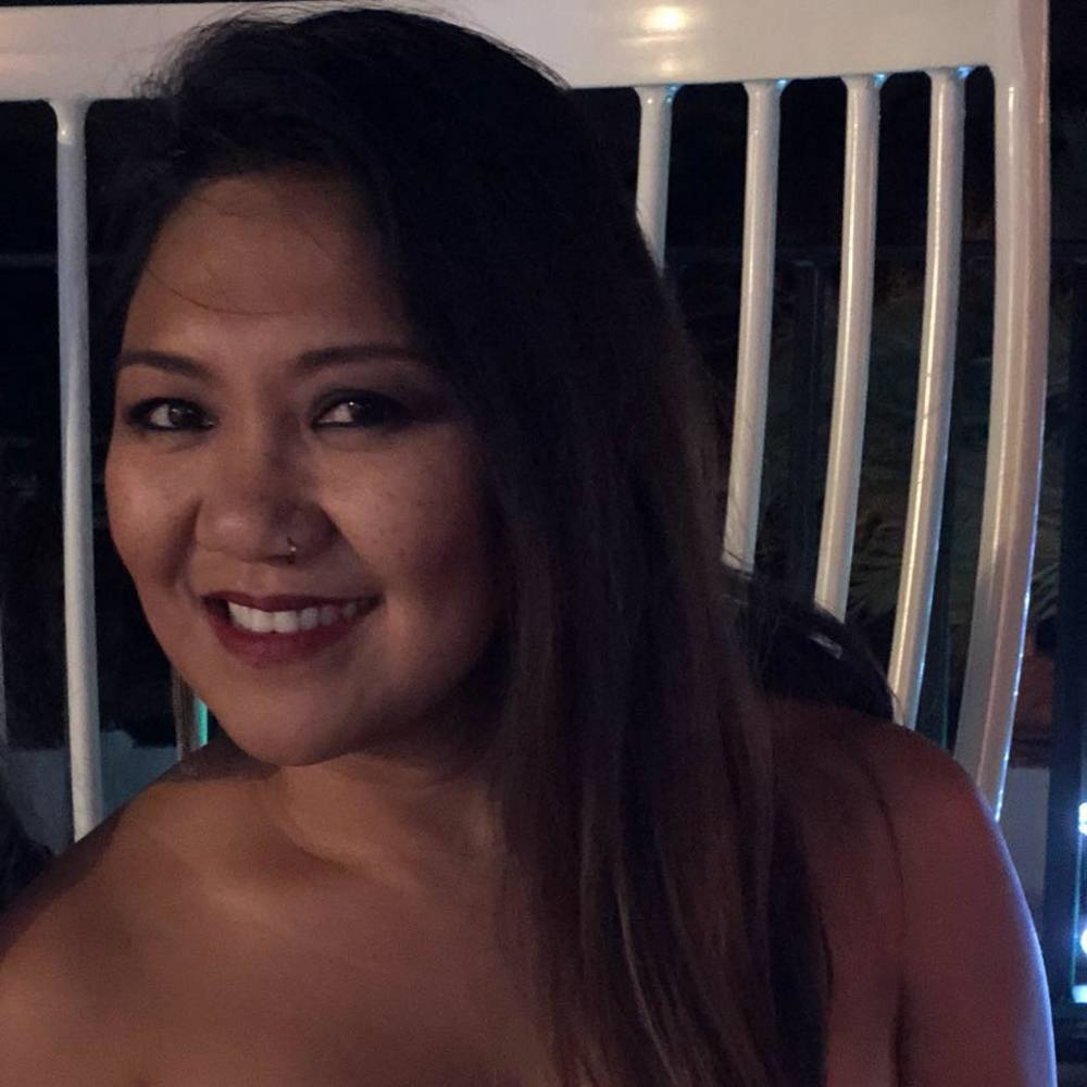 Meet your Posher, Jhoiey